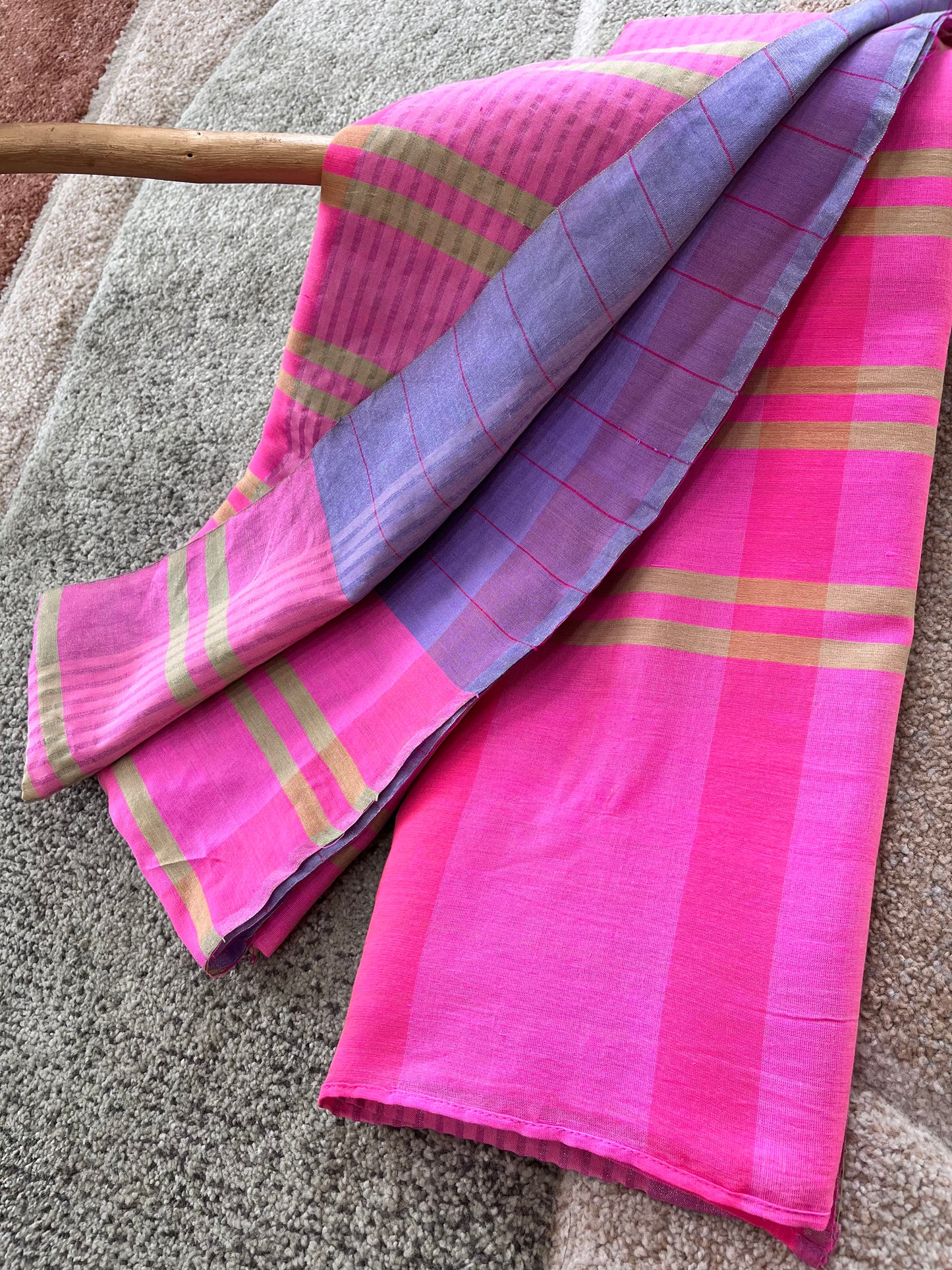 Gulnaz Saree