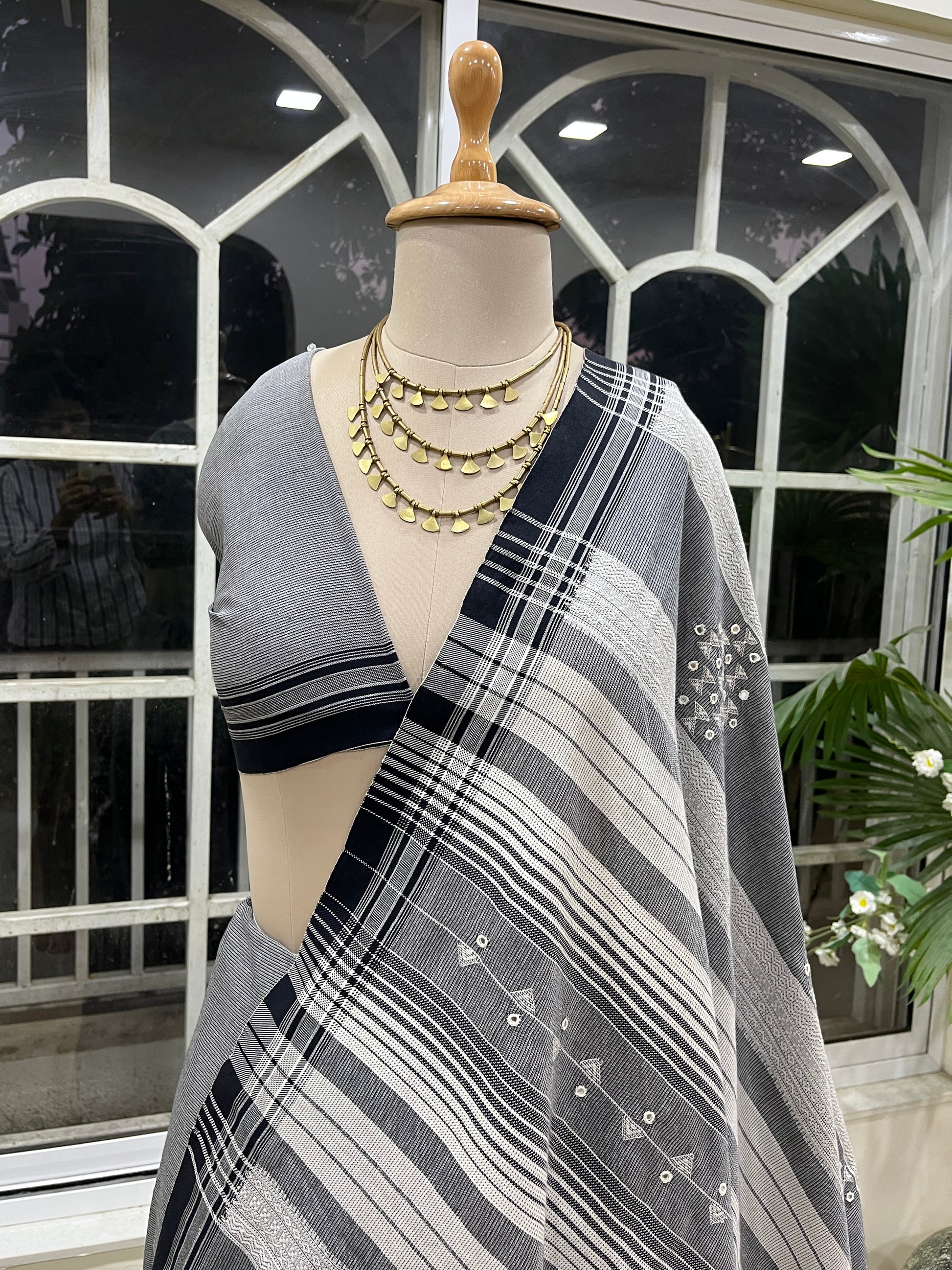 Handwoven Lilium Lahar The Mirari Life