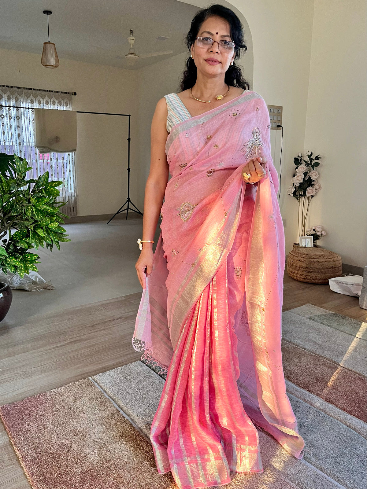 Nisbat Saree