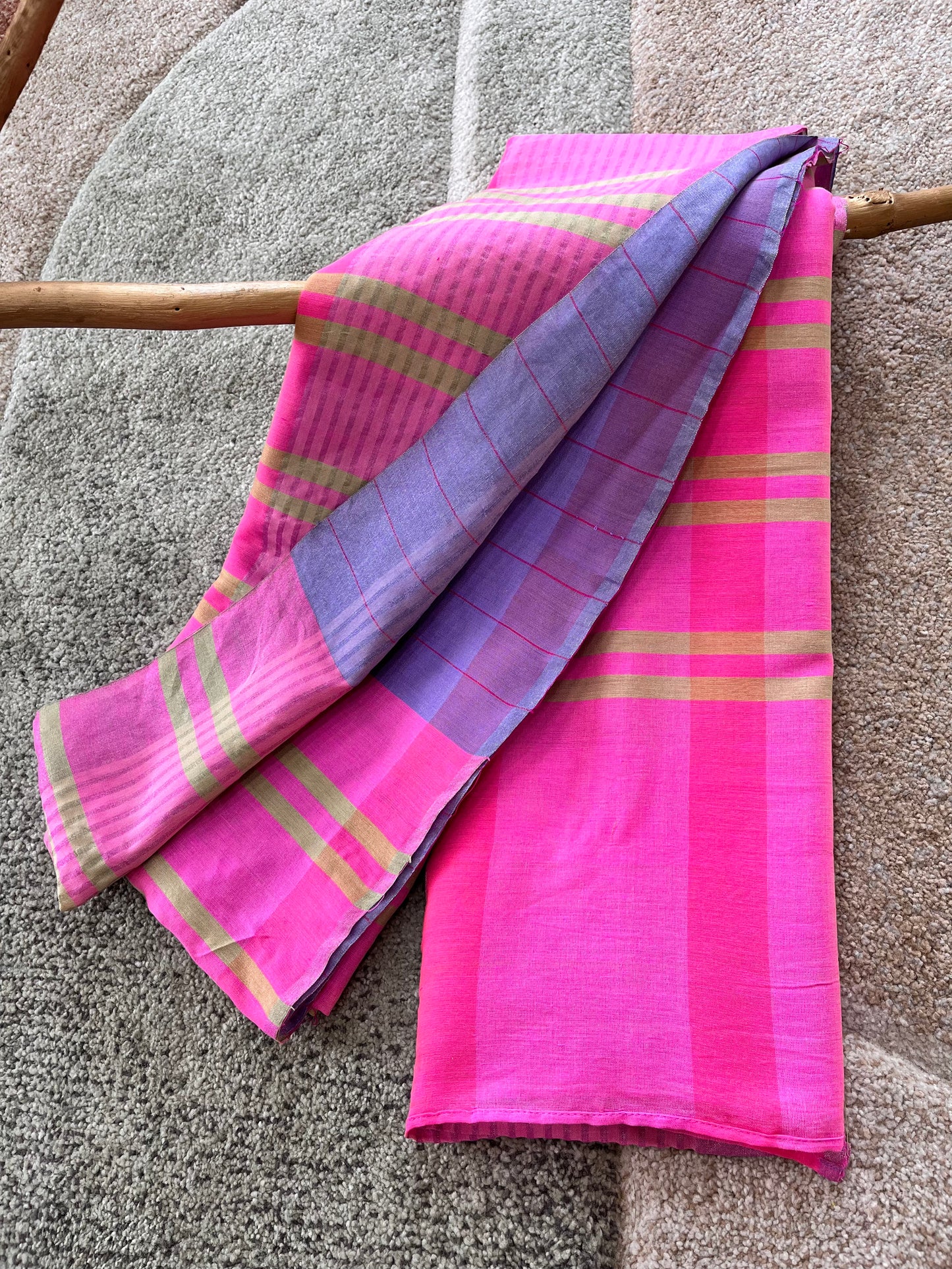 Gulnaz Saree