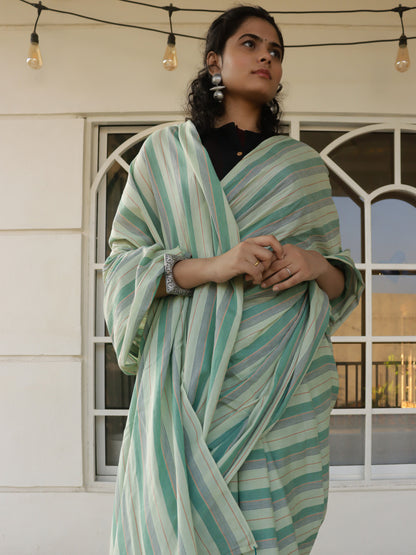 Hari Gulzar Saree
